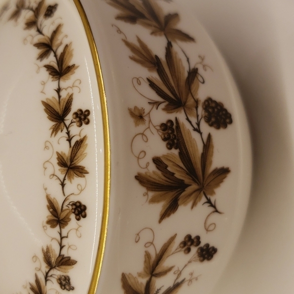 VINTAGE Wedgwood Autumn Vine Sugar Bowl Fine Bone China England 3.75"dia… - Picture 4 of 7